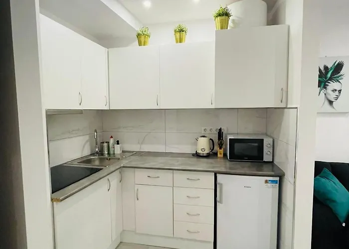 Julia5apartment * טורבייחה